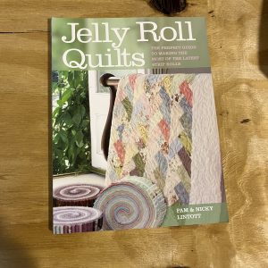 LIBRO JELLY ROLL QUILTS - No pedir