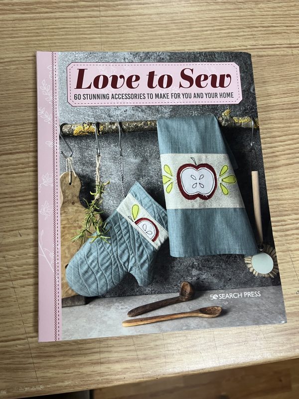 LIBRO LOVE TO SEW