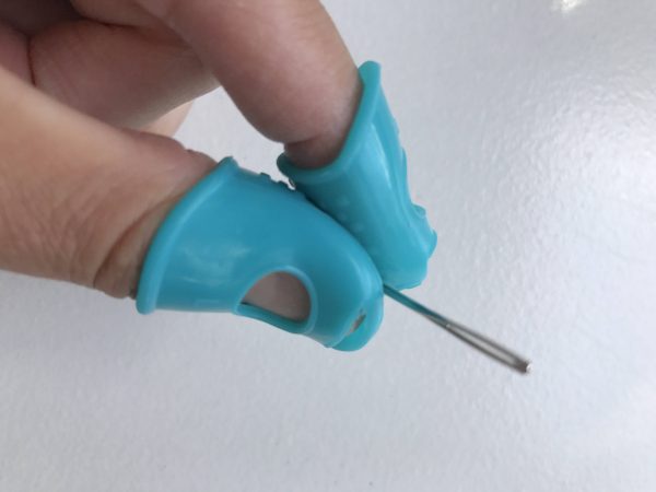 DEDAL PRYM SILICONA SUJETADOR DE AGUJAS M, L TURQU - Image 2