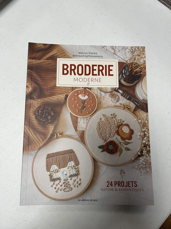 LIBRO BRODERIE MODERNE